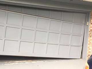 Emergency Garage Door Repair Services | Irvington NJ Low Cost Emergency Service In Irvington NJ
